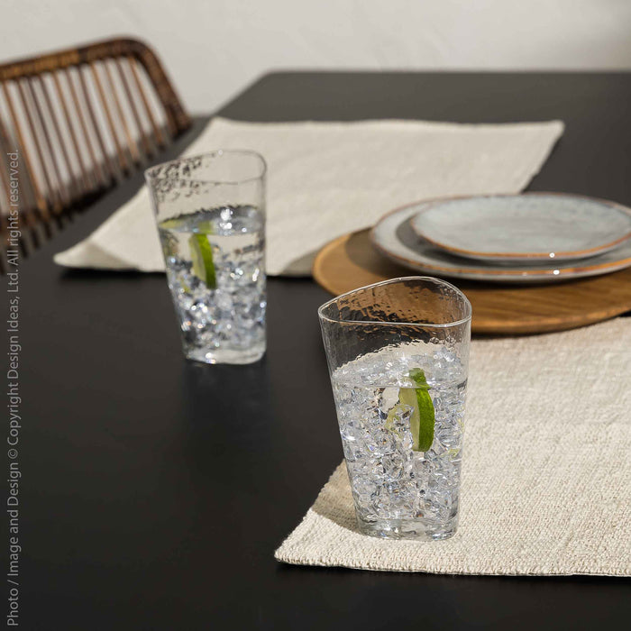 Capri™ placemat (loose: 18 x 14 in.)