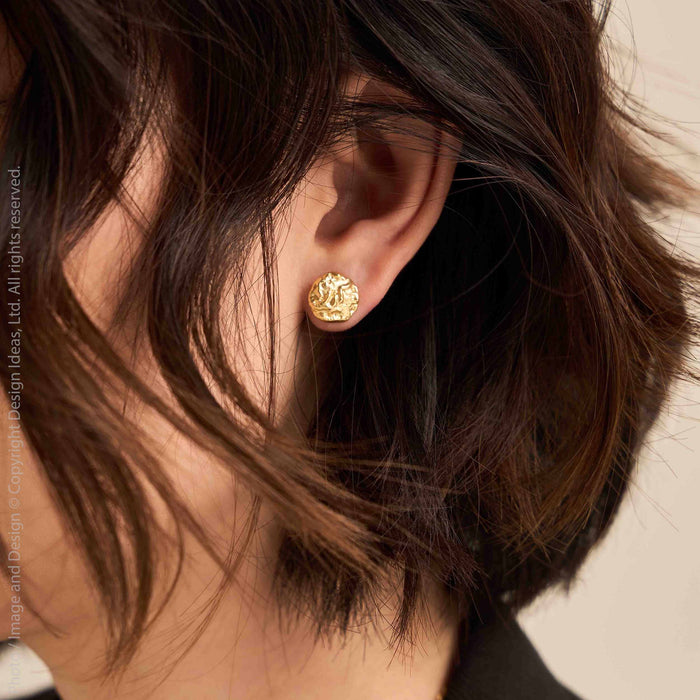 Samudra™ ruvida stud earrings