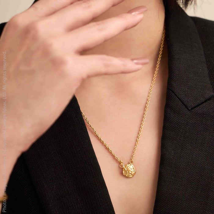 Samudra™ ruvida necklace