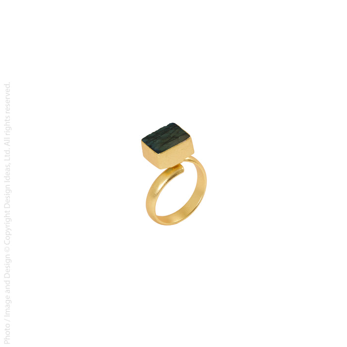 Malam™ ring