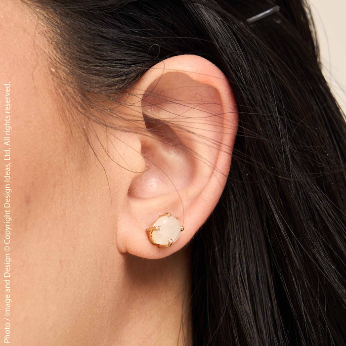 Abadi™ stud earrings