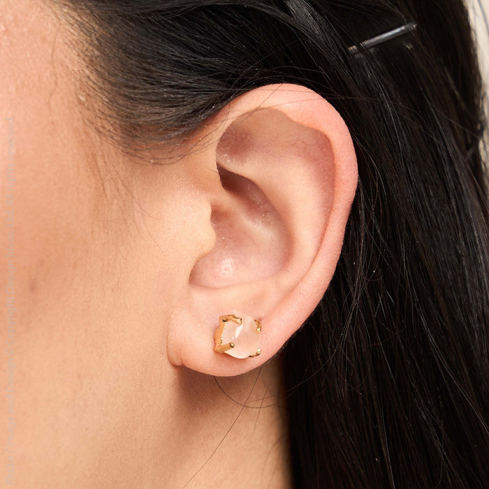 Abadi™ stud earrings