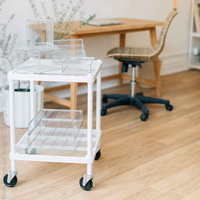 Lookers® desk set
