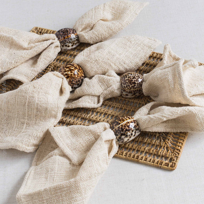 Cala™ napkin rings (set of 4)
