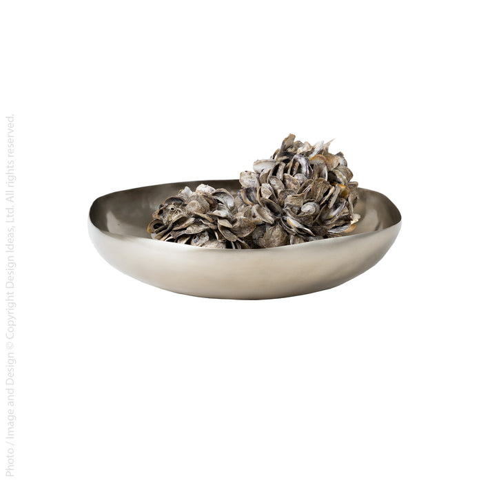 Calabash™ decorative bowl (18 in)