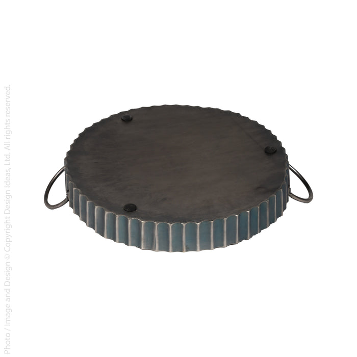 Revere™ tray