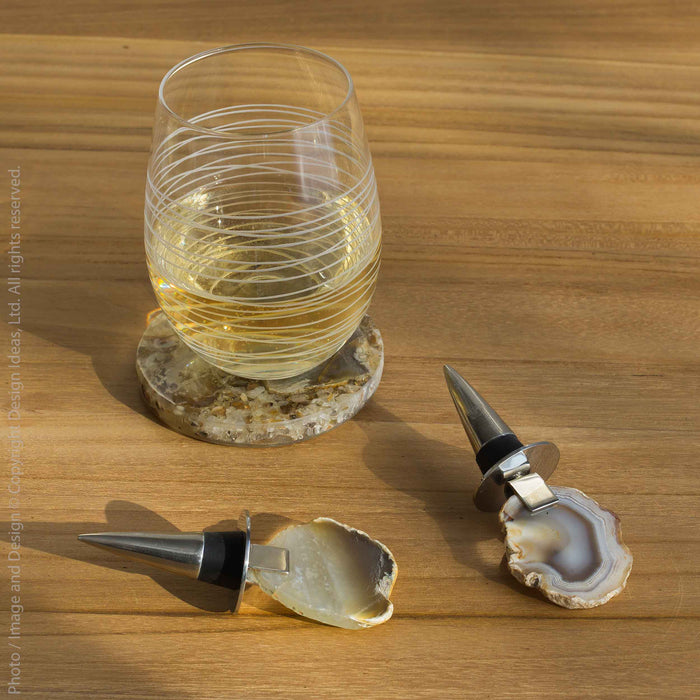 Luxor™ wine bottle stopper (set of 2)