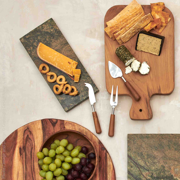 Piedmont™ cheese board (5.5 x 12 in.)