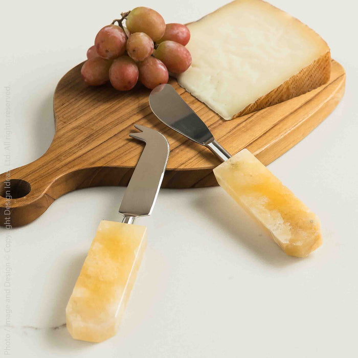 Ember™ cheese knives (set of 2)