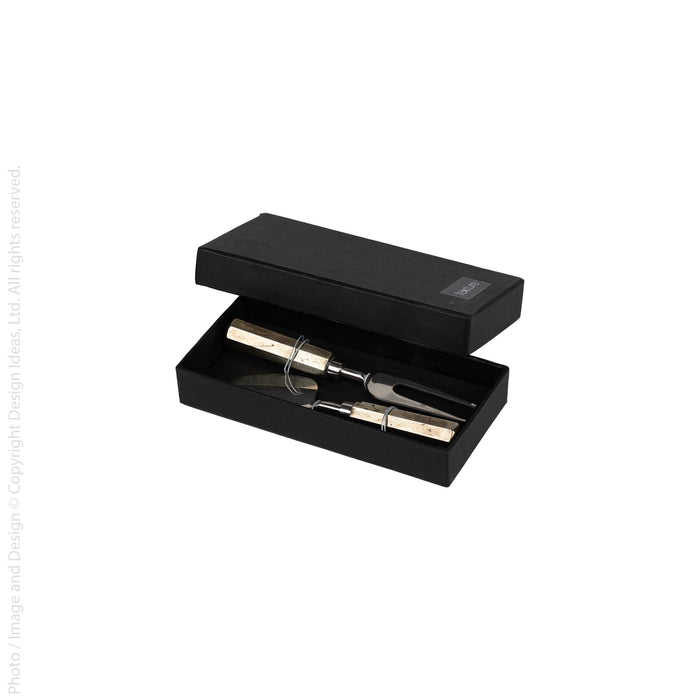 Sutter™ cheese knives (set of 2)