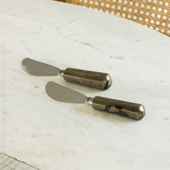 Sutter™ spreaders (set of 2)