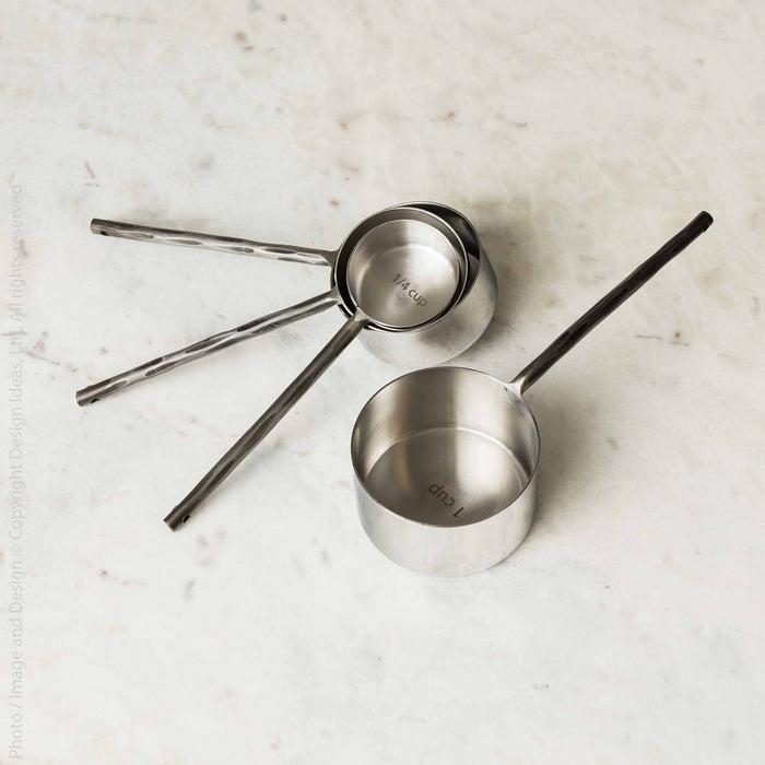 Tomini™ measure cups (set of 4)