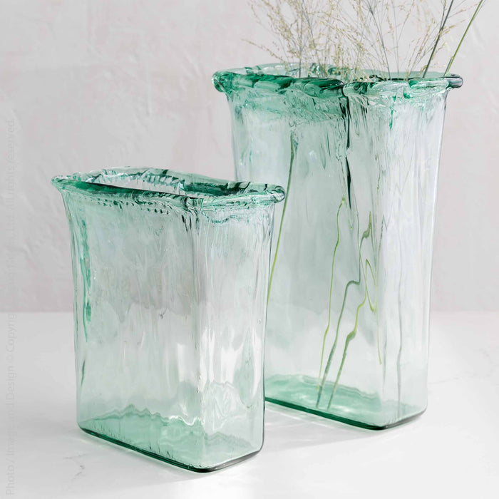 Nile River vase (9.4 in. - rectangle)