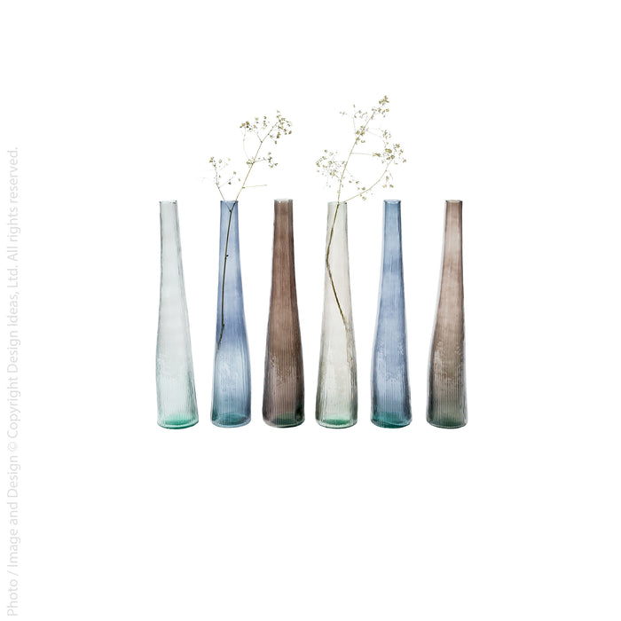 Floresta™ vase (19 in. - assorted)