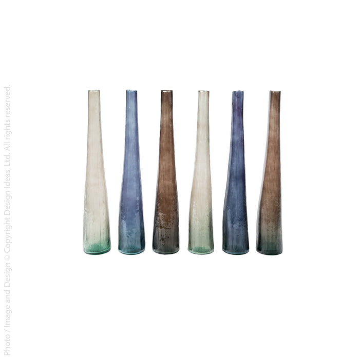 Floresta™ vase (21 in. - assorted)