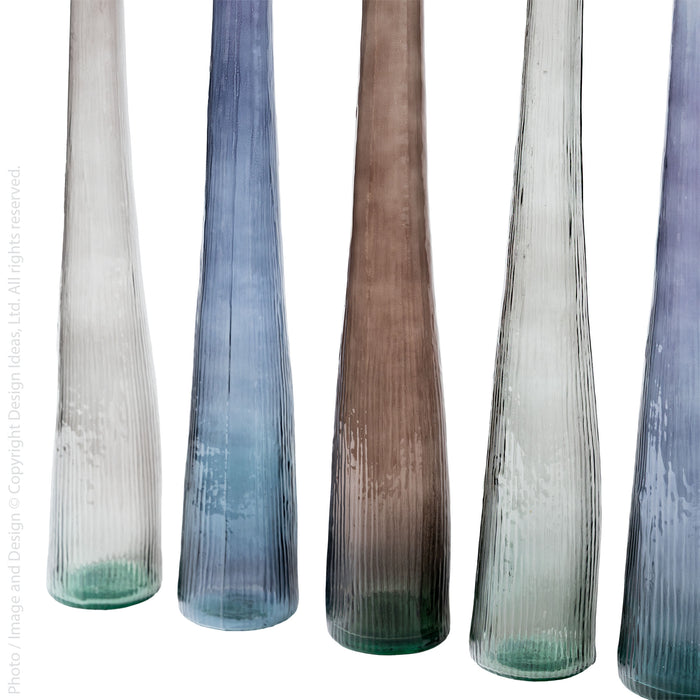 Floresta™ vase (23 in. - assorted)