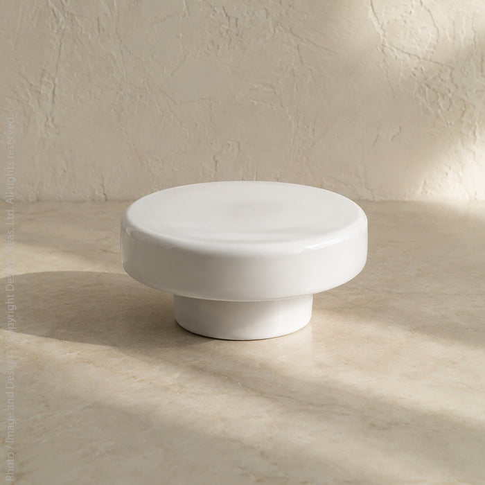 Arella™ riser (8 in.)