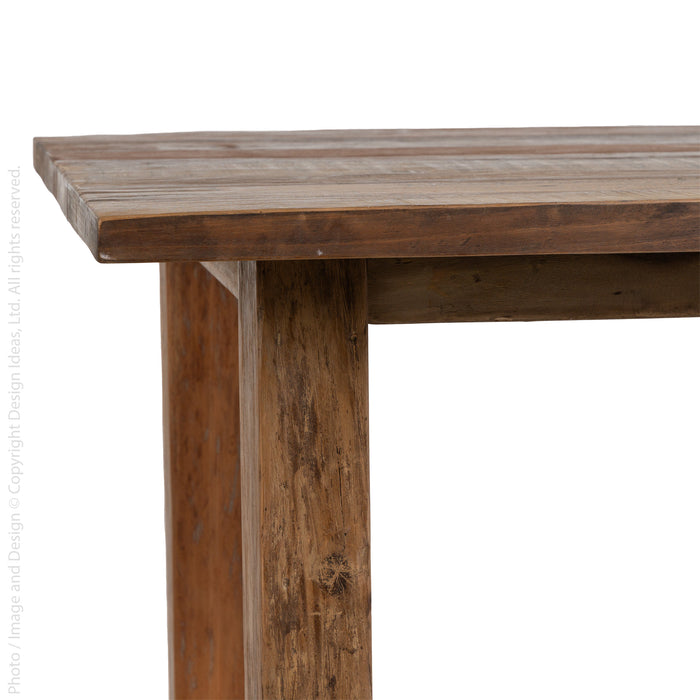 Barredo™ dining table