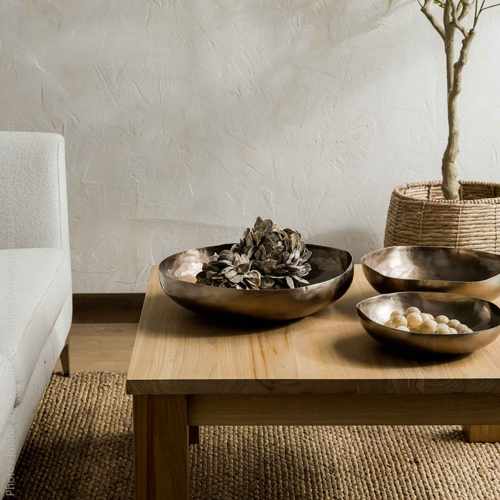 Takara™ coffee table (square)