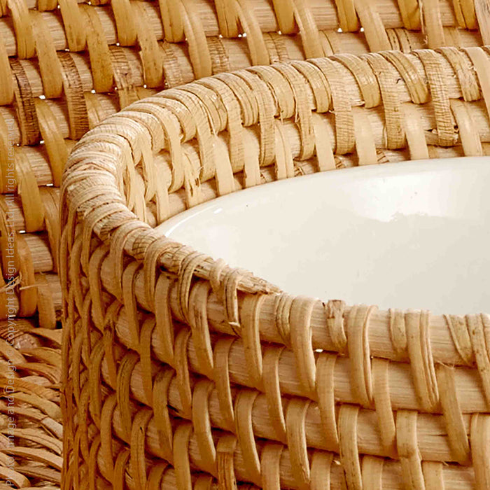 Lombok™ chip and dip