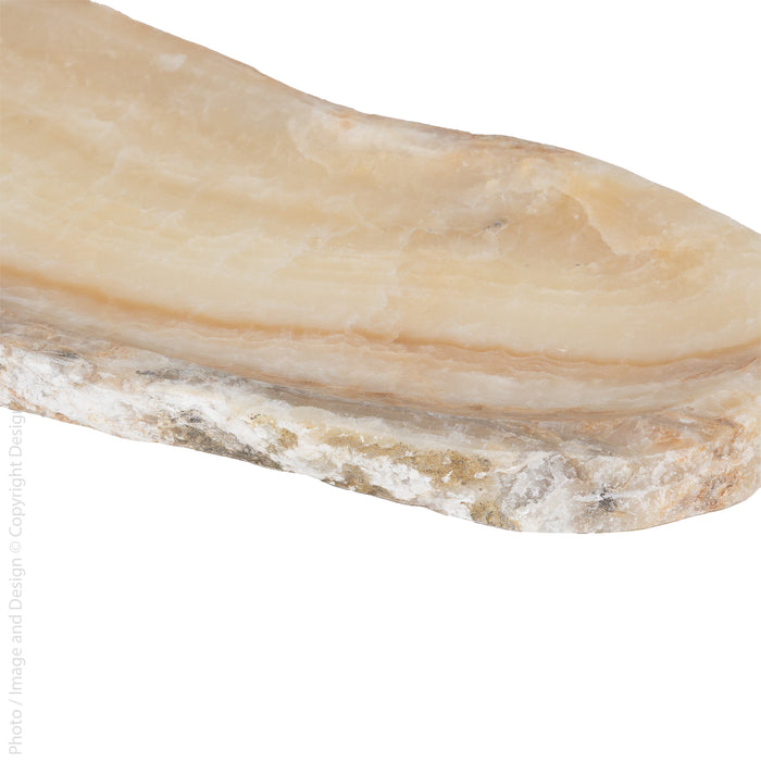Stradella™ tray