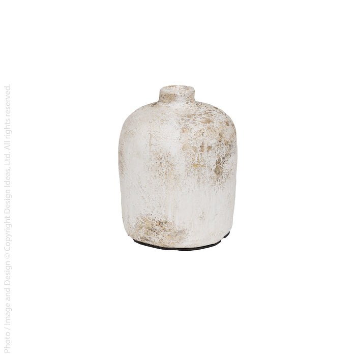 Solerno™ vase (9.1 dia x 12.6 in)