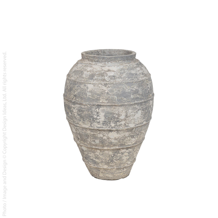 Solerno™ vase (19.7 diax26.8 in)
