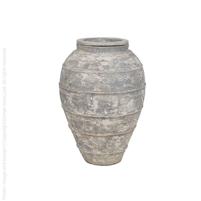 Solerno™ vase (19.7 diax26.8 in)