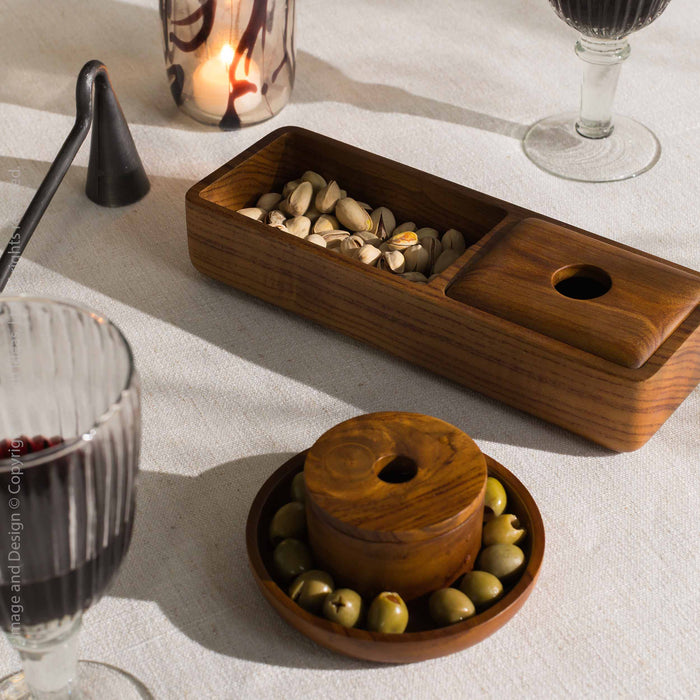 Chiku™ nut tray
