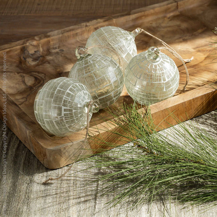 Sillena™ ornament (4 in: set of 4)