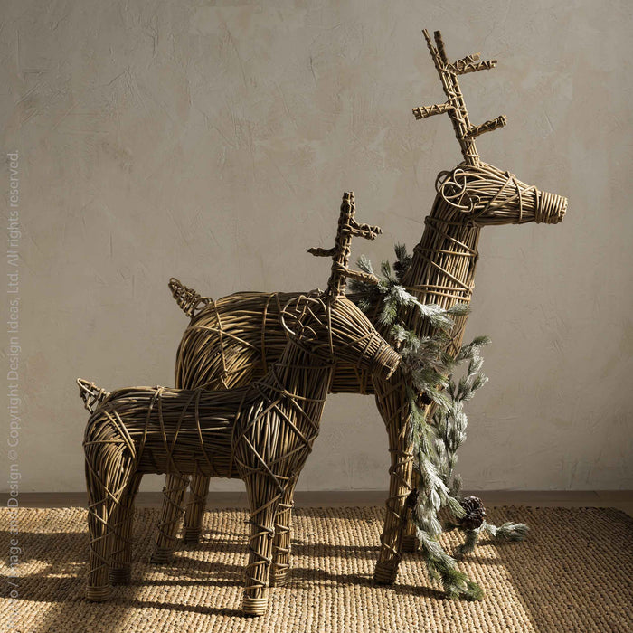 Alden™ deer (medium)