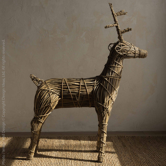 Alden™ deer (medium)