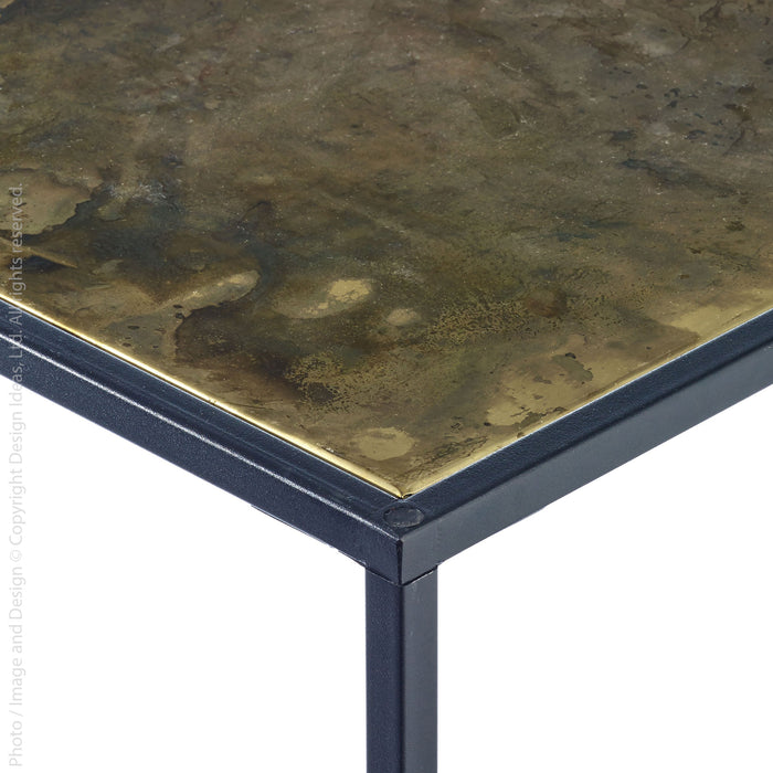 Pietra™ side table (small: brass patina)