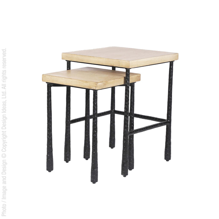 Valea™ square side tables