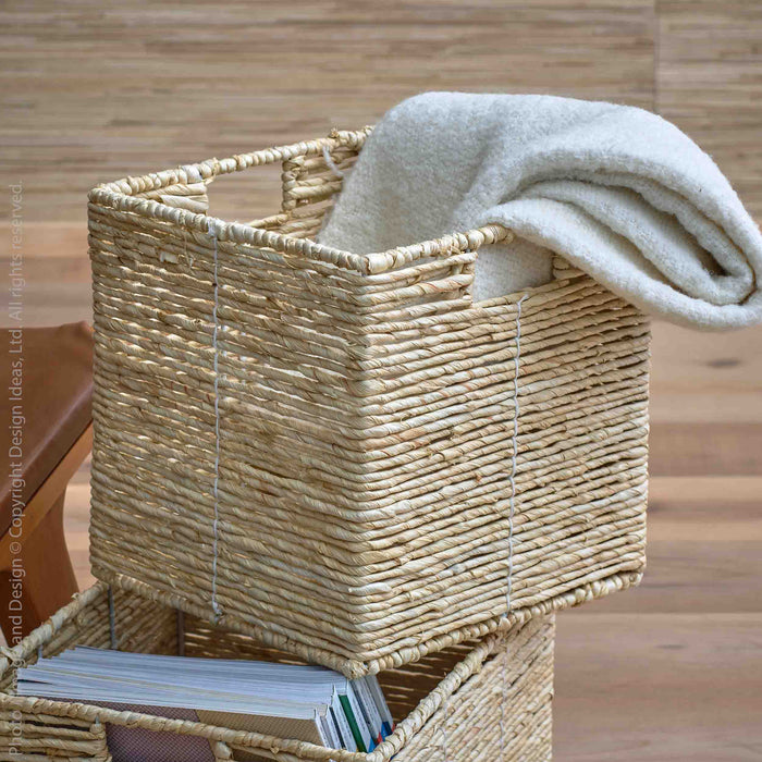 Maiz™ Woven Corn Leaf and Metal Basket (11 x 11 x 11in.) - (colors: ) | Premium Basket from the Maiz™ collection | made with Corn Leaf and Metal for long lasting use
