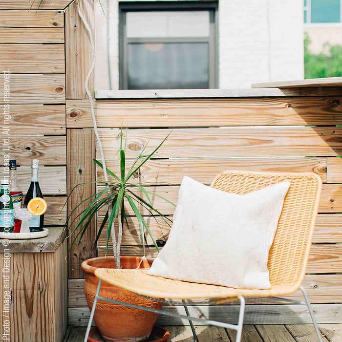Larsen™ lounge chair