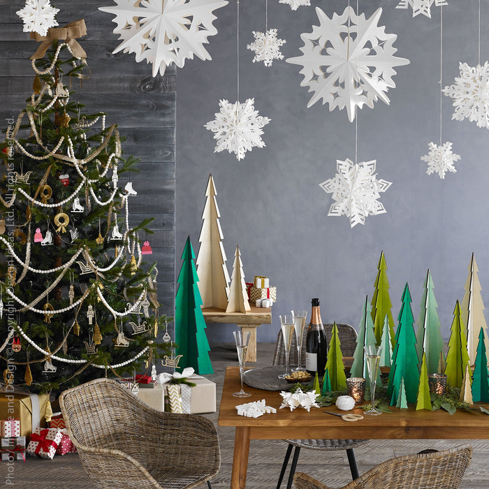 Tannenbaum™ tree (assorted: 18 in.)