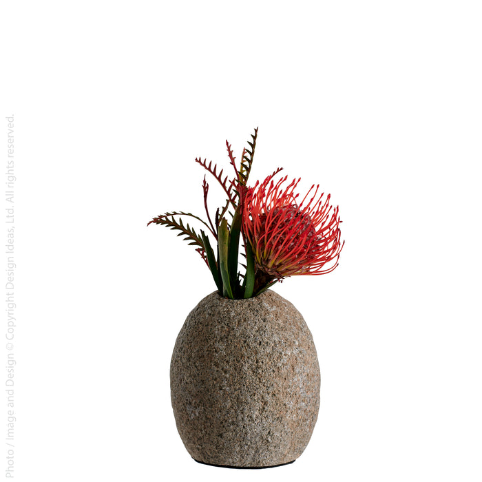Stoneshard™ vase (3 x 4 x 5 in.)